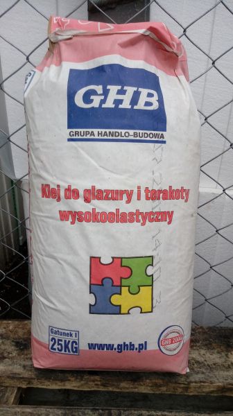 Wysokoelastyczny klej do płytek IZOLBET 25 kg